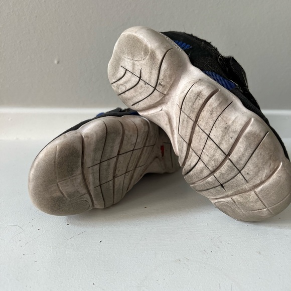 Nike toddler running shoes boys - Picture 2 of 2